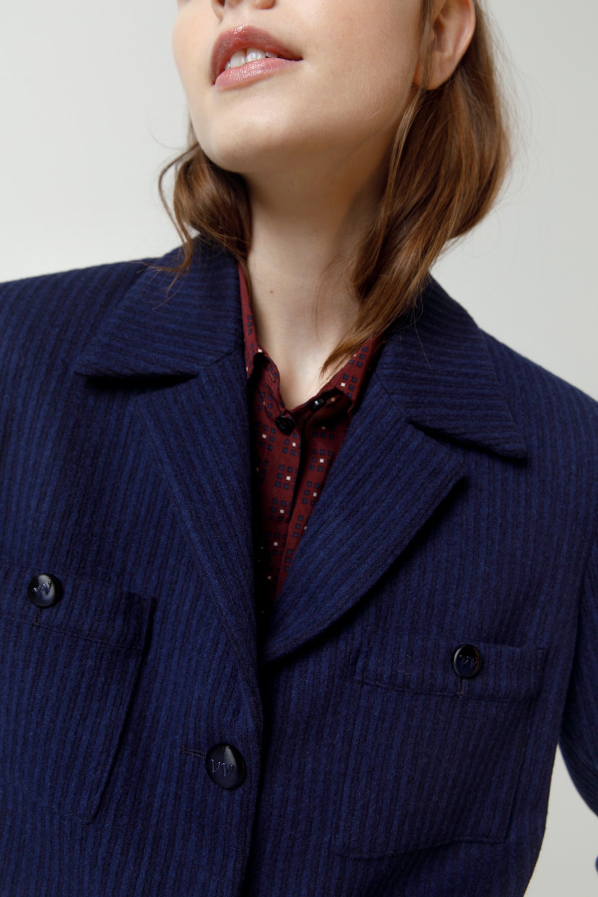 V-SHIRT JACKET
