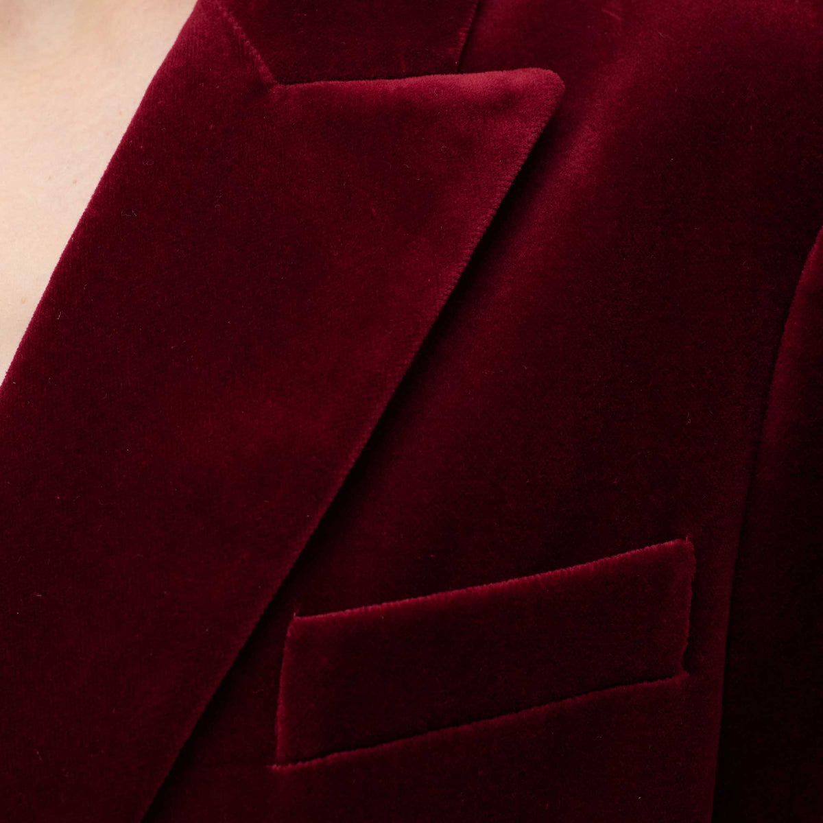 VICTORY Velvet Blazer